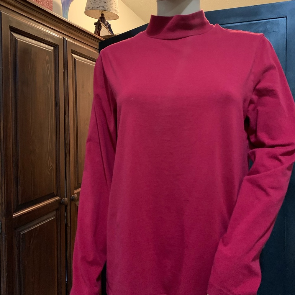 Red Turtleneck 🐢